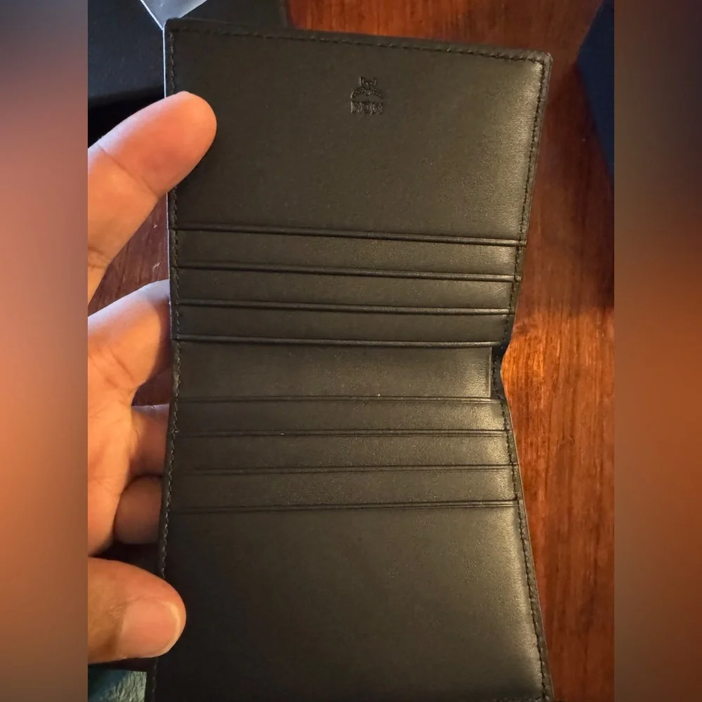 MCM Limited Edition Black Wallet All Inclusive - Picture 4 of 6
